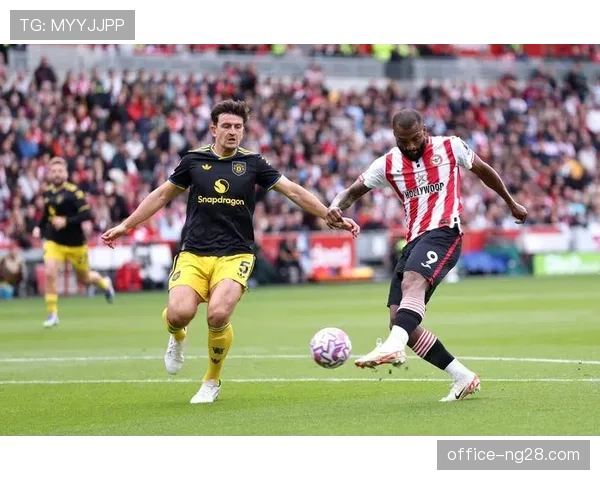 布伦特福德定位球专家属性明显 北欧后卫群高空优势显著 布伦特福德定位球专家属性明显 北欧后卫群高空优势显著